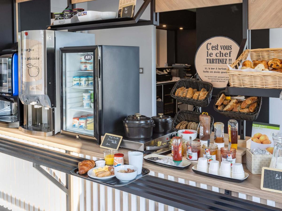 B&B Hotel Rennes Parc Expo Aeroport Bruz Bagian luar foto