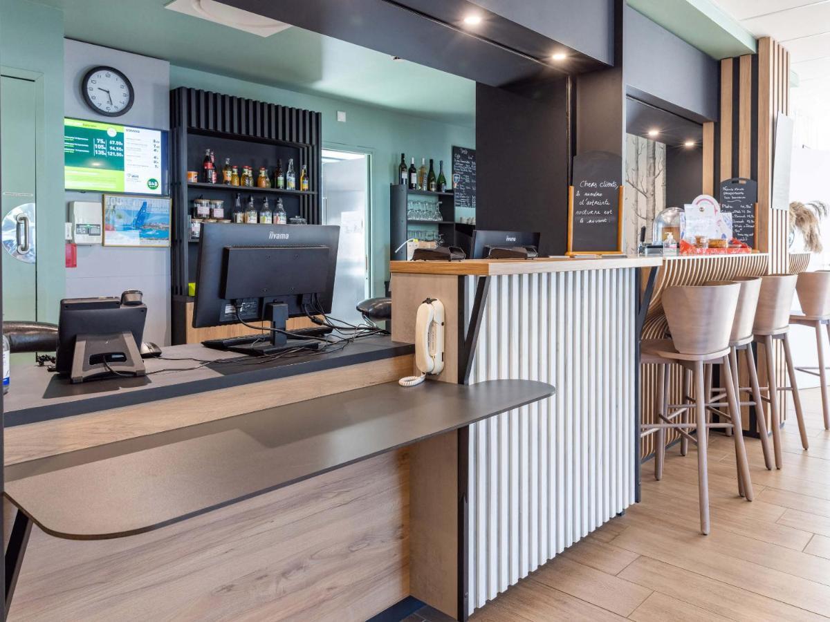 B&B Hotel Rennes Parc Expo Aeroport Bruz Bagian luar foto